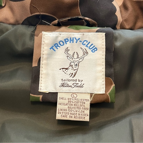 Vintage Trophy Club Camo Insulated Hunting Jacket by Hilton Field - Picture 9 of 16